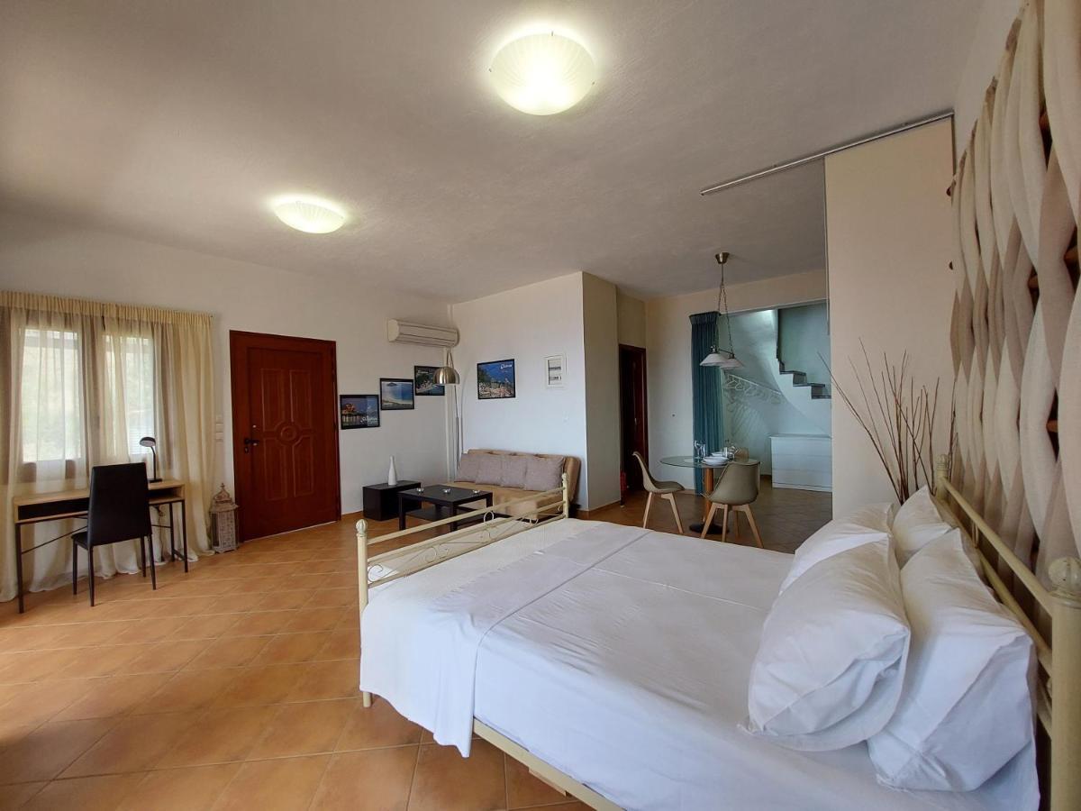 Horizon Studios With Sea View - Free Parking Glossa Exteriér fotografie